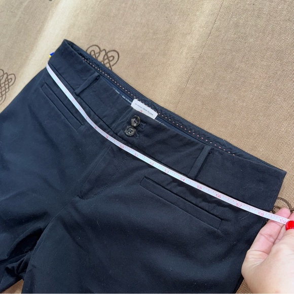 Anthropologie The Essential Tassel-Hem Cropped Flare Pant In Black Size 12 - Picture 14 of 16